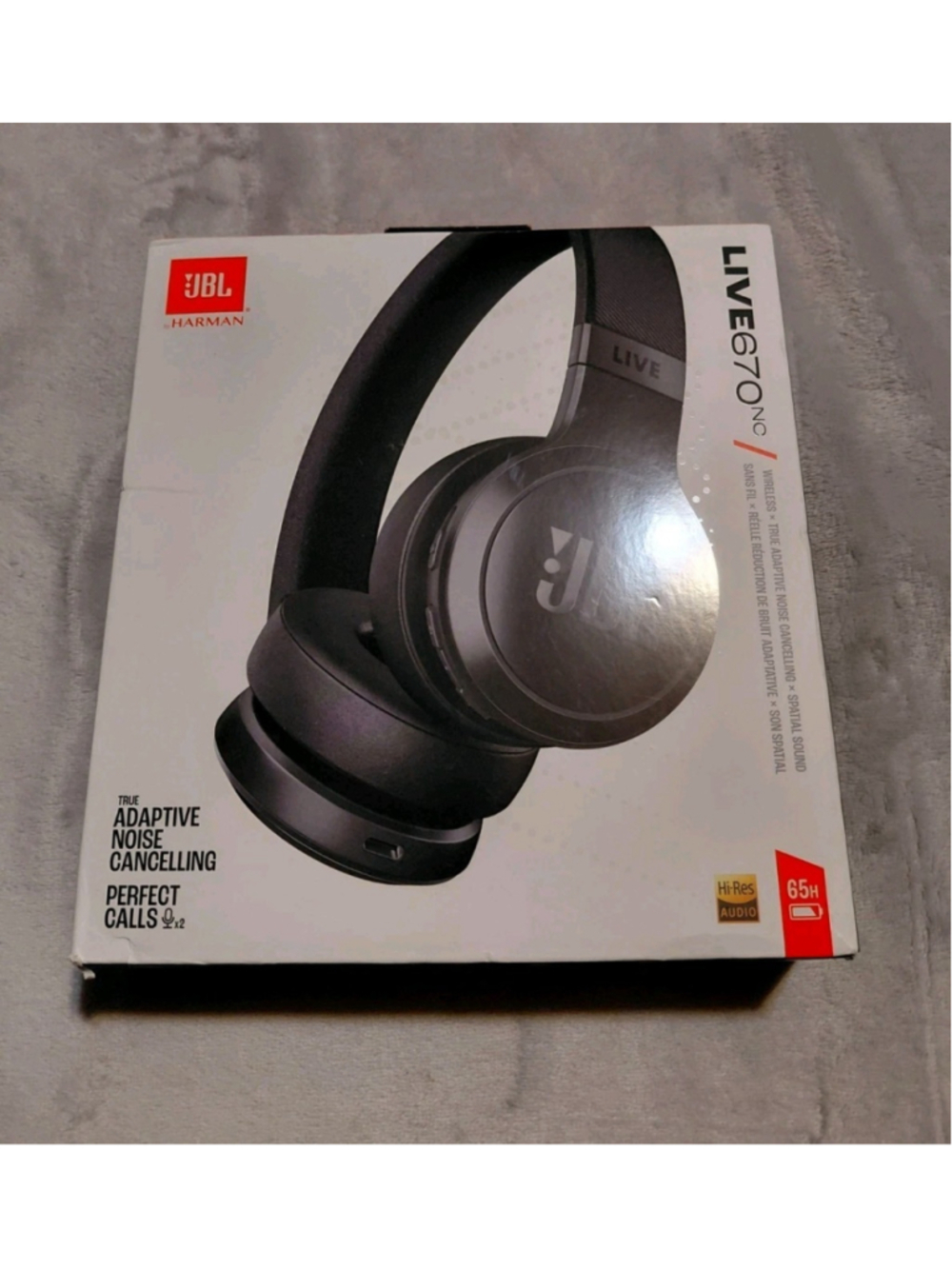 JBL Live 670NC, Wireless On-Ear Headphones with True Adaptive Noise Cancelling
